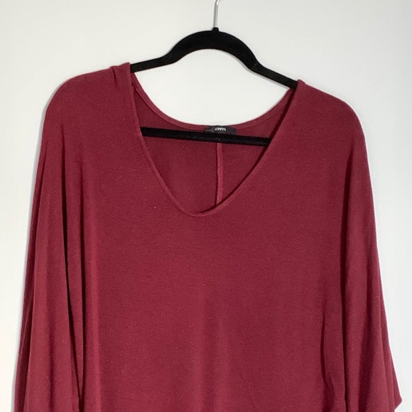 URBAN OUTFITTERS ENTI WINE SWEATER - Picture 2 of 3